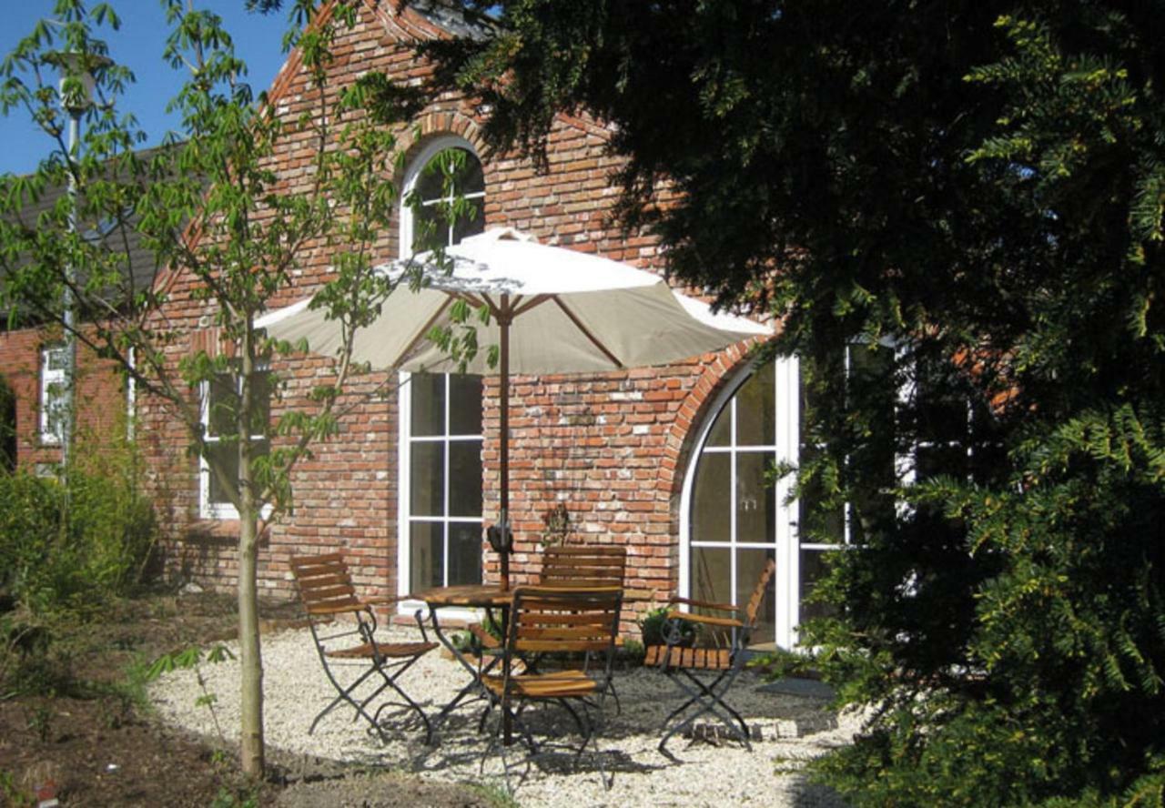 Upleward Cottage Krummhörn Екстериор снимка