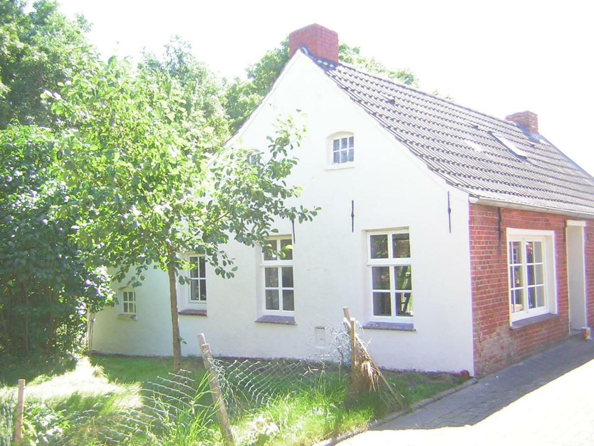Upleward Cottage Krummhörn Екстериор снимка